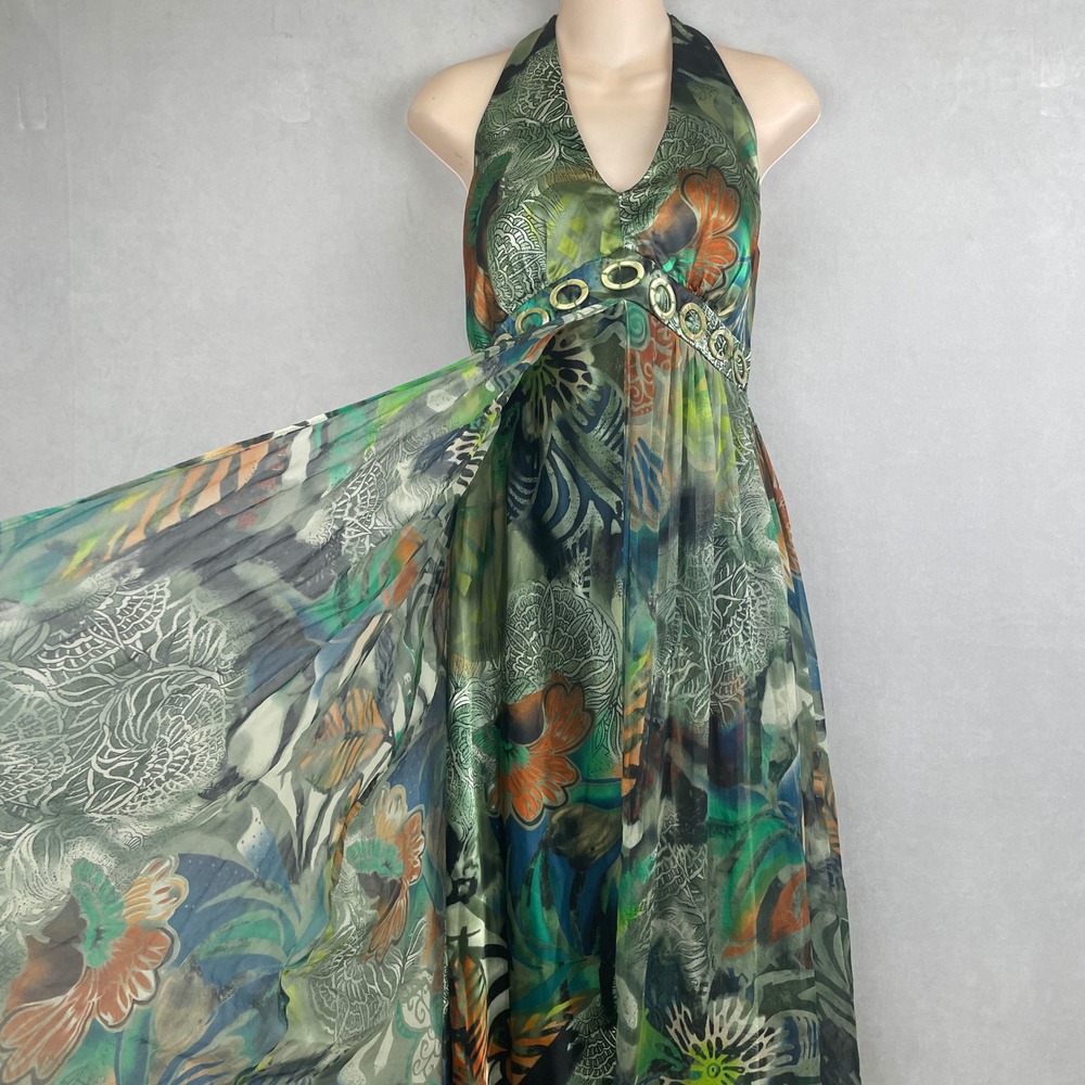 Signature by Robbie Bee Green Multi Halter Maxi Dress